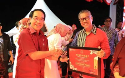 PENERIMAAN PENGHARGAAN CITRA PELAYANAN PRIMA TINGKAT KABUPATEN PINRANG